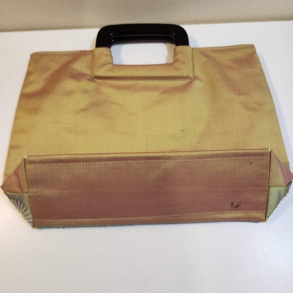 The Silk Trading Co.  100% Silk Embroidered Purse - Picture 2 of 16